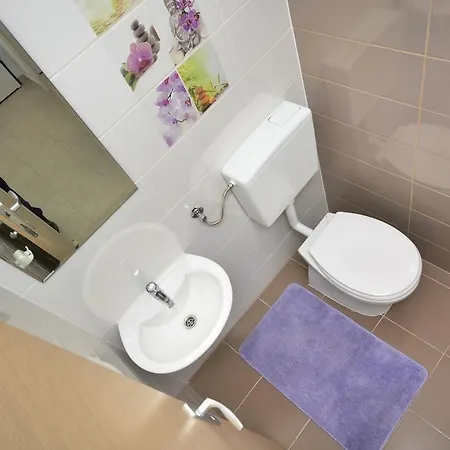 Lavanda شقة ماكارسكا