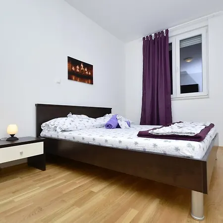 Lavanda Apartman *